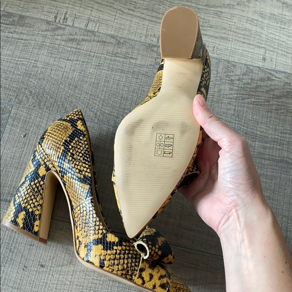 LEATHER PUMPS - Picture 6 of 6